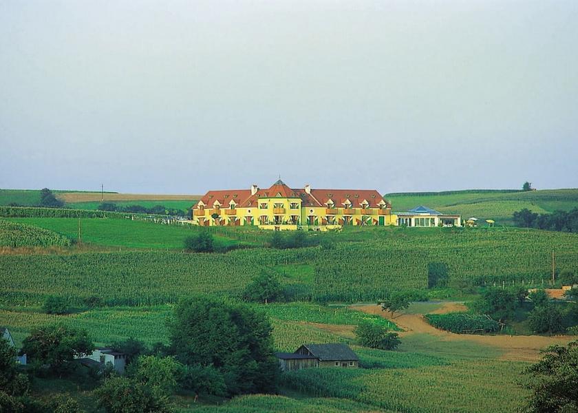 Burgenland Jennersdorf Facade