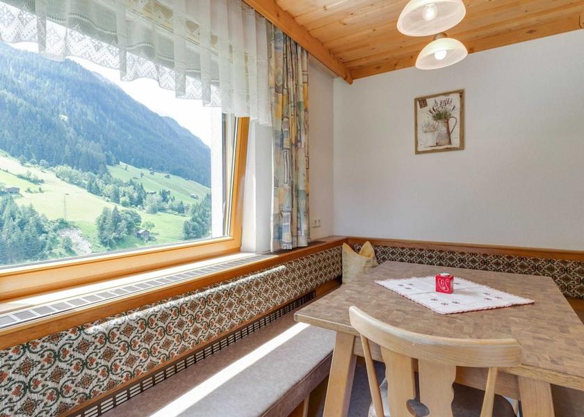 Tirol Kappl Dining Area