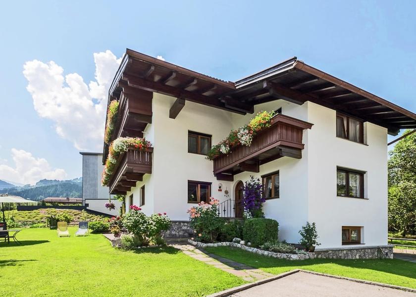 Tirol Fuegen Exterior Detail