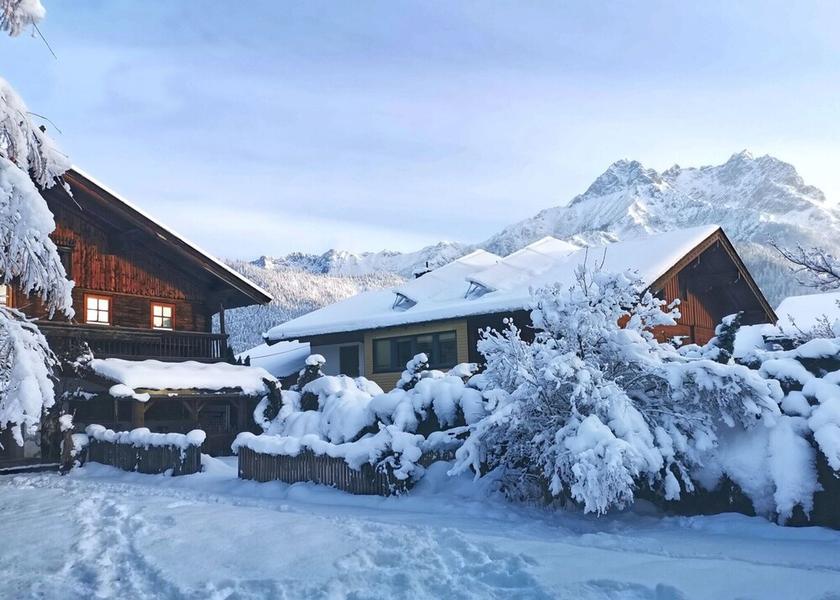 Salzburg State Saalfelden am Steinernen Meer Exterior Detail