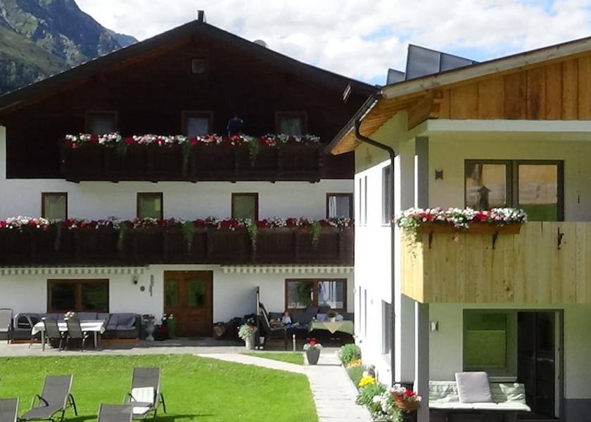 Tyrol Sankt Leonhard im Pitztal Exterior Detail