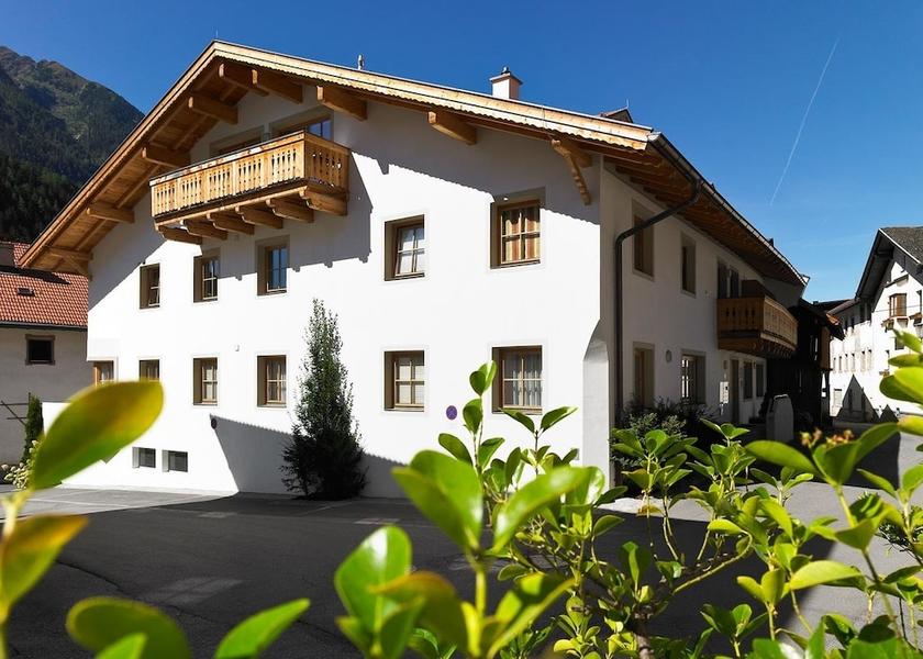 Tirol Oetz Exterior Detail