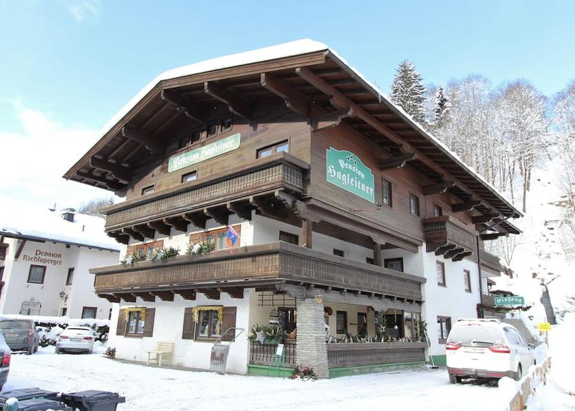 Salzburg (state) Saalbach-Hinterglemm Exterior Detail