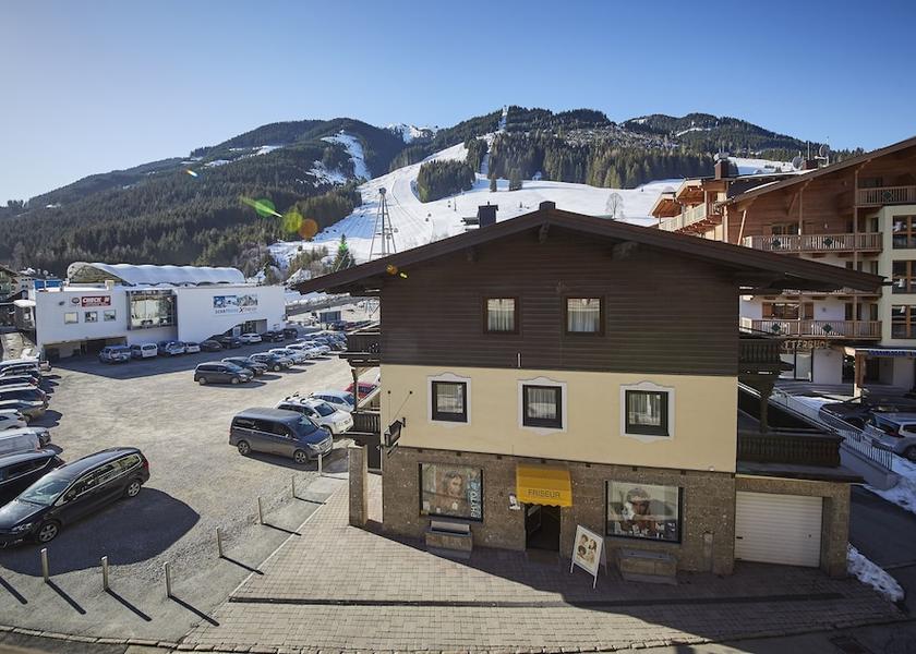Salzburg (state) Saalbach-Hinterglemm Exterior Detail