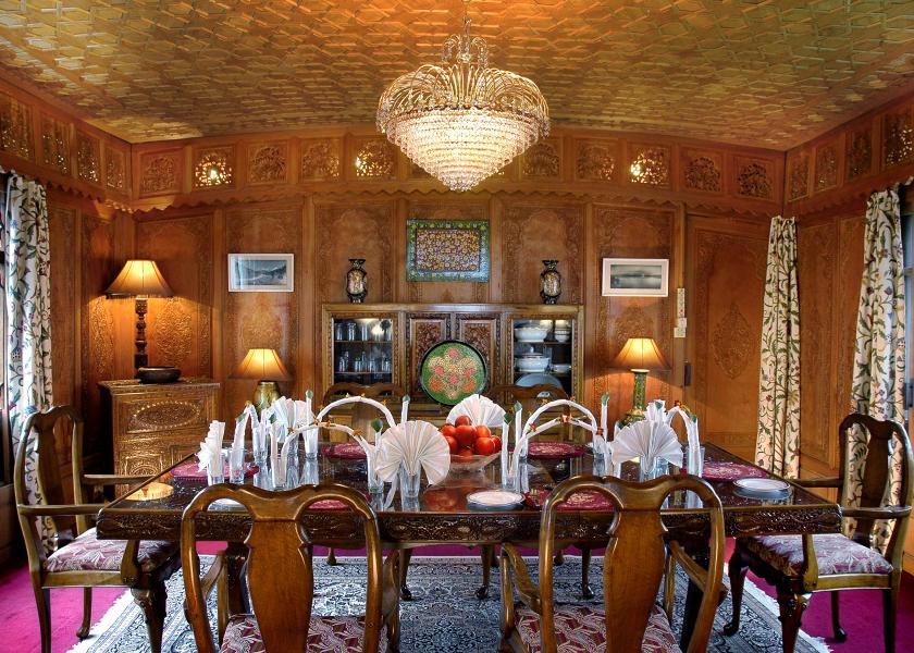Jammu and Kashmir Srinagar Food & Dining