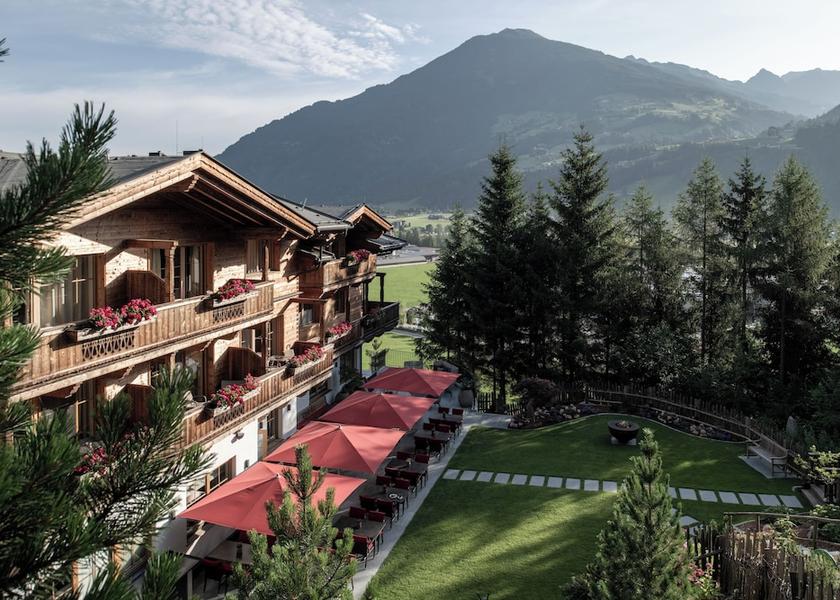 Tyrol Kaltenbach Facade