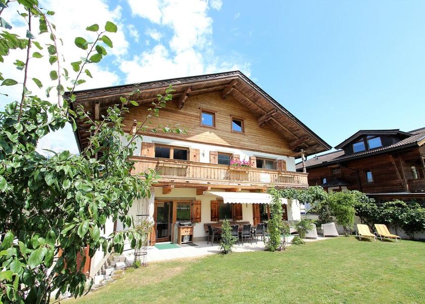 Tyrol Ellmau Exterior Detail