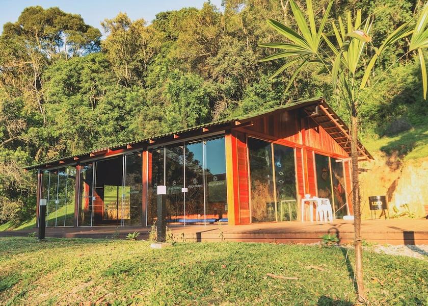 Paraná Campo Largo Exterior Detail