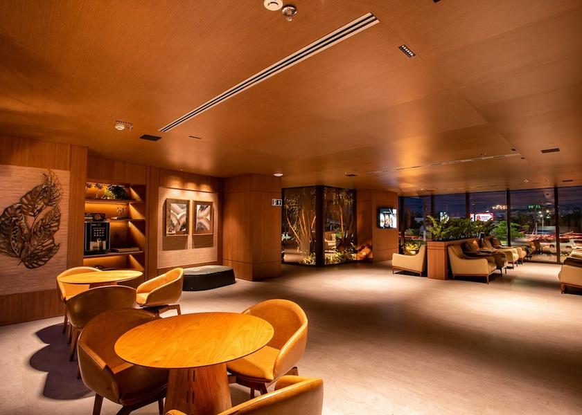 Central - West Region Varzea Grande Interior Entrance