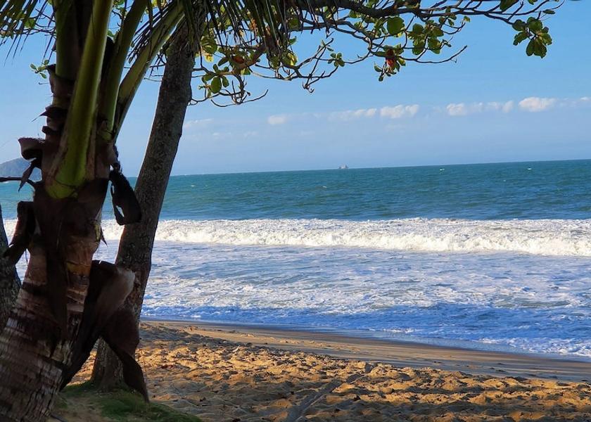 Santa Catarina Penha Beach