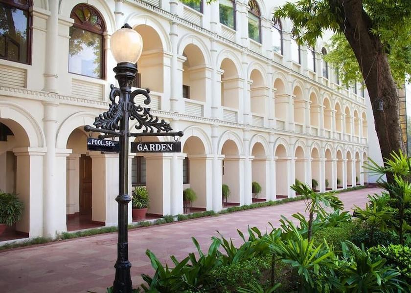 Uttar Pradesh Agra Hotel Exterior