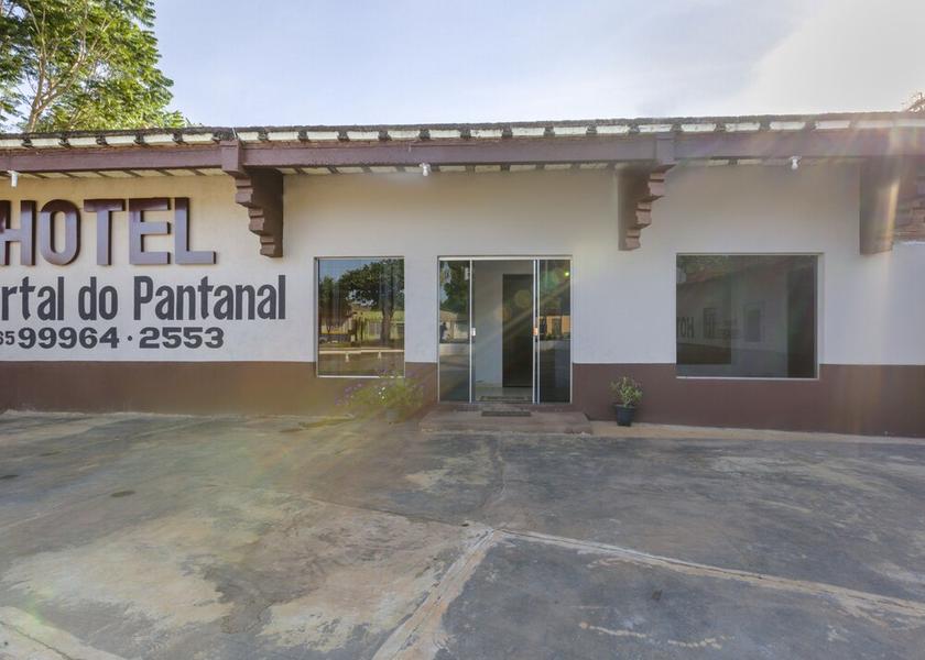 Mato Grosso Pocone Entrance