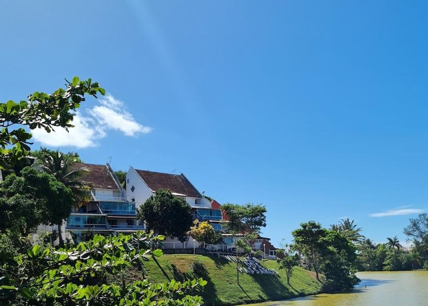 Espirito Santo (state) Guarapari Exterior Detail