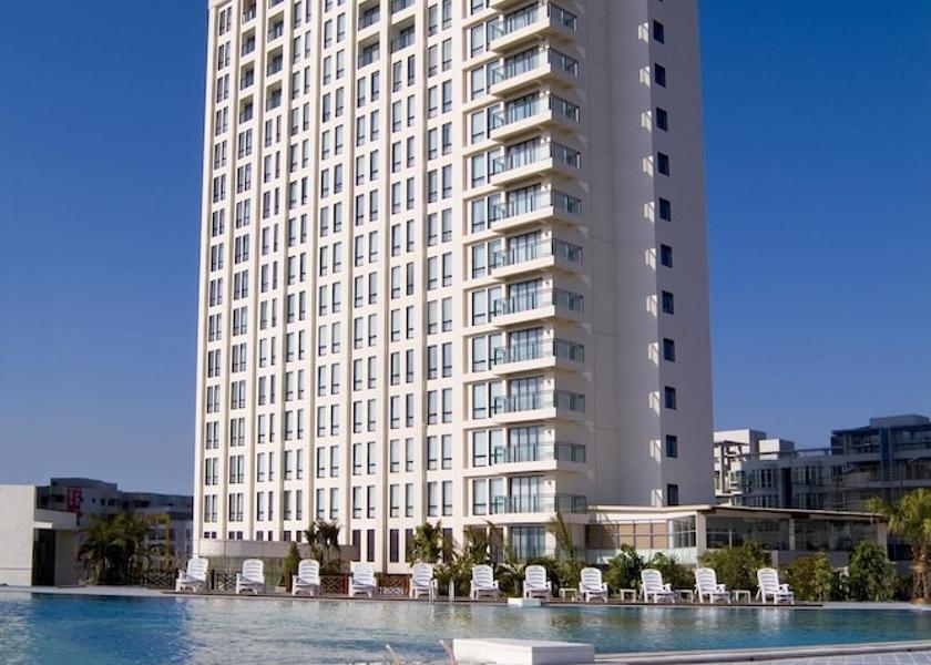 Guangdong Heyuan Exterior Detail