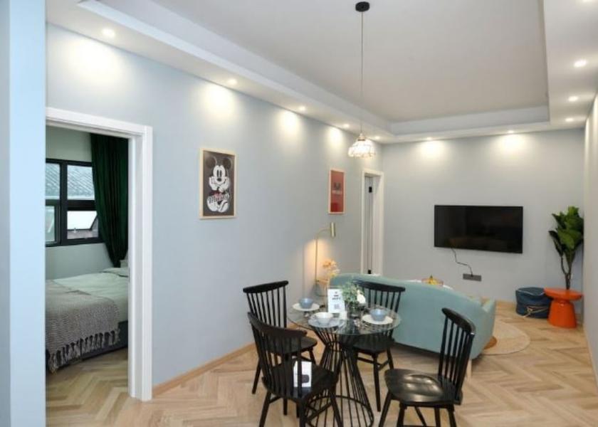 Zhejiang Ningbo In-Room Dining