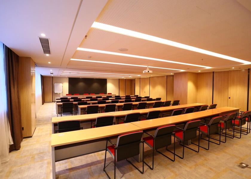Liaoning Panjin Meeting Room