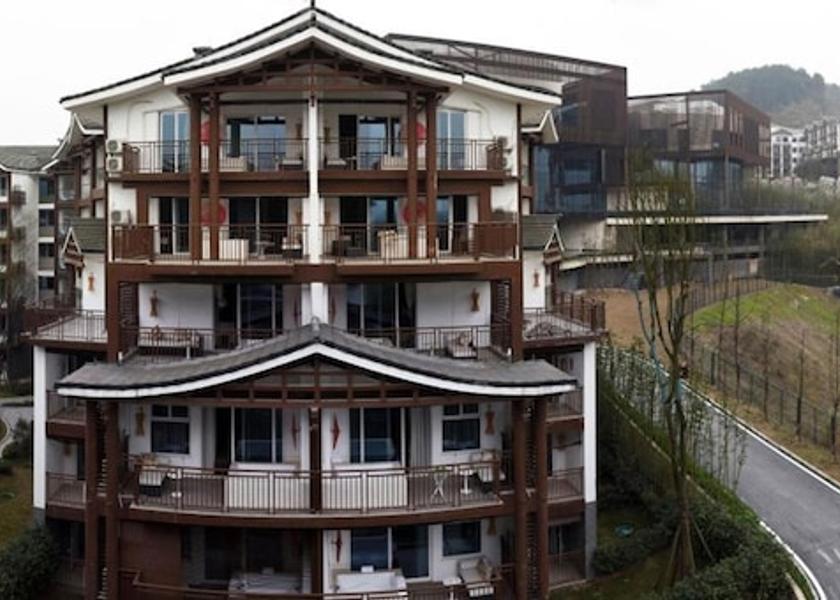  Chongqing Exterior Detail