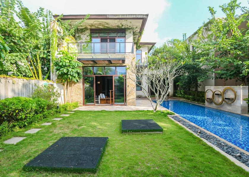 Hainan Wanning Primary image