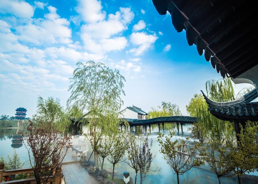 Jiangsu Yancheng Exterior Detail