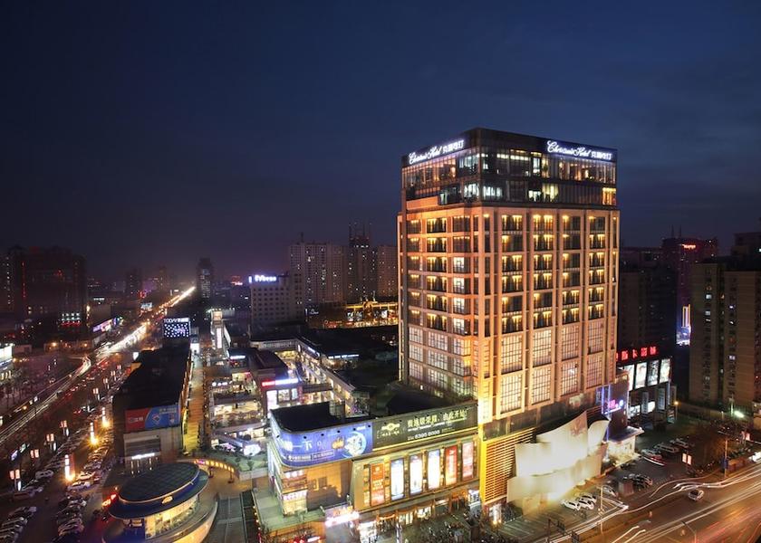 Henan Luoyang Exterior Detail
