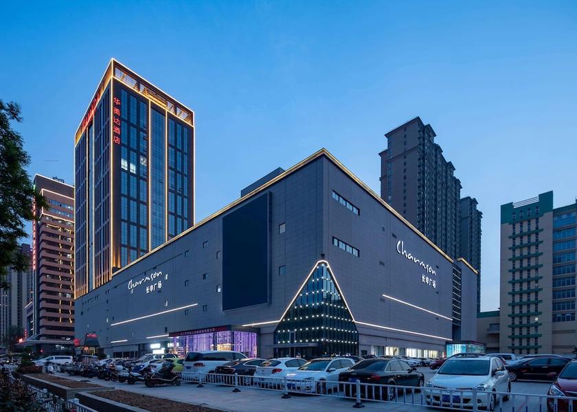 Henan Luoyang Exterior Detail
