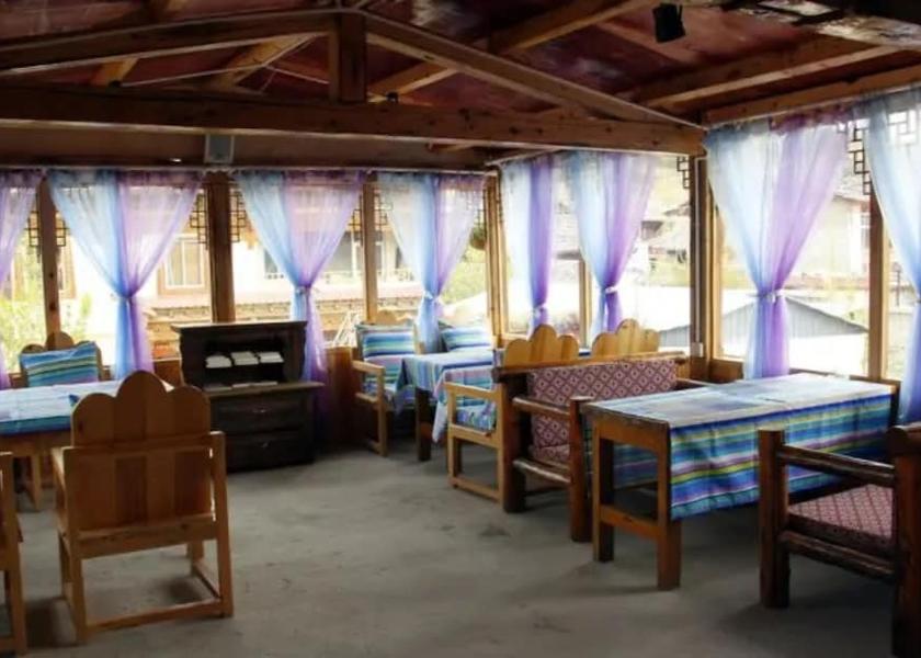 Yunnan Deqin Interior Entrance