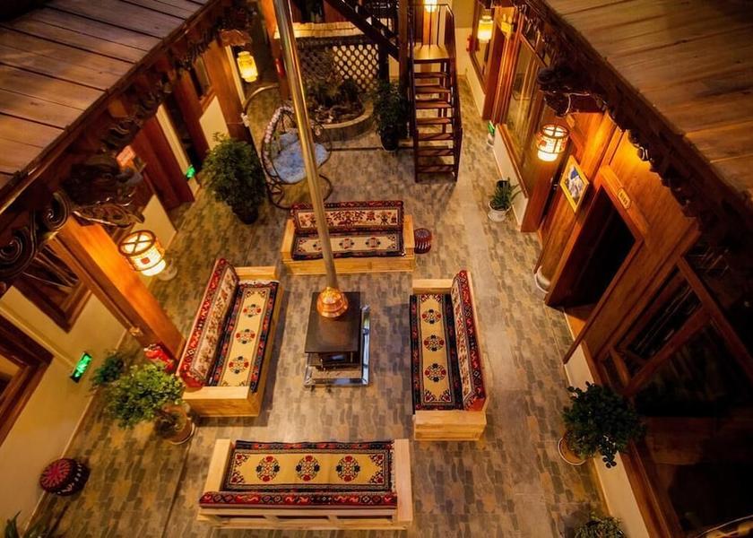Yunnan Deqin Interior Entrance