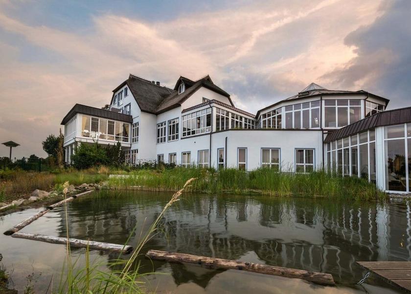 Mecklenburg - West Pomerania Benz Exterior Detail