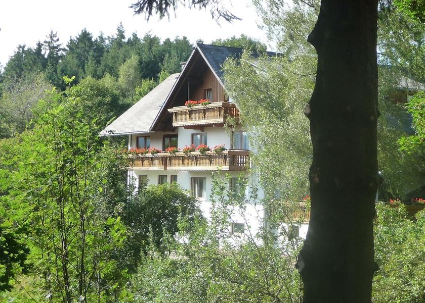 Baden-Wuerttemberg Triberg im Schwarzwald Facade