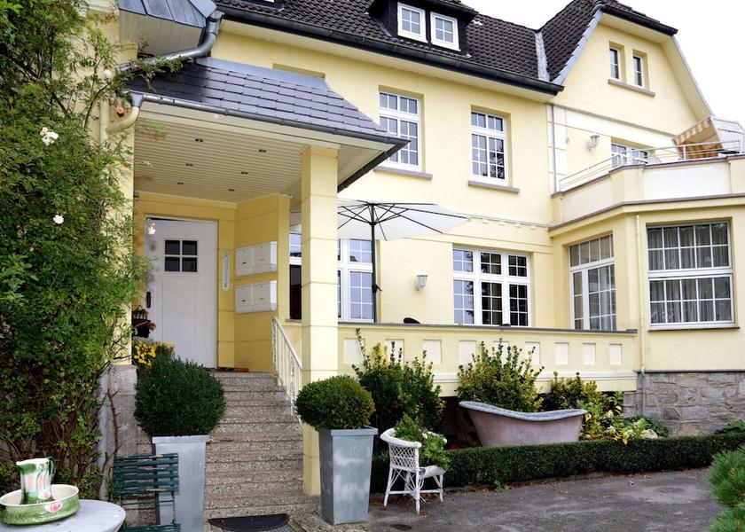 Hameln-Pyrmont Bad Pyrmont Exterior Detail