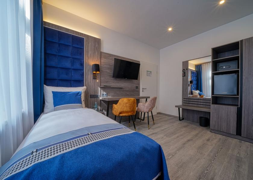 Lower Saxony Stade Room