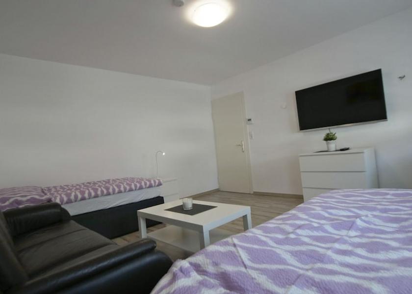 North Rhine-Westphalia Bergisch Gladbach Room