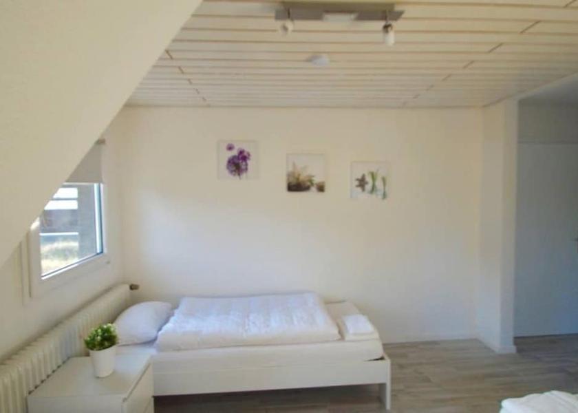 North Rhine-Westphalia Bergisch Gladbach Room