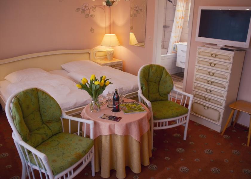 Bavaria Goessweinstein Room