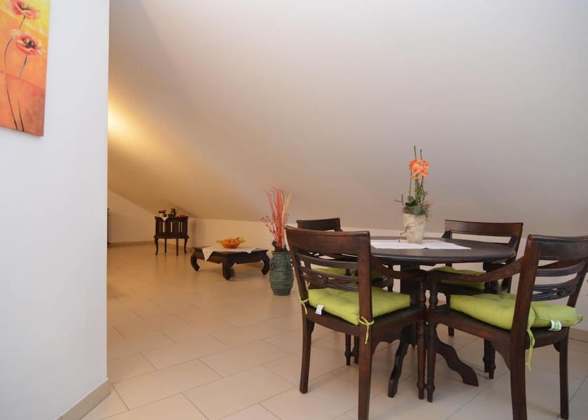 Bavaria Rotthalmuenster Dining Area