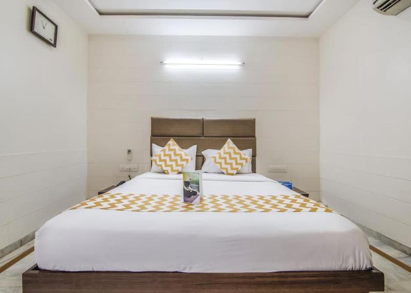 Maharashtra Lonavala Super Deluxe Family Room