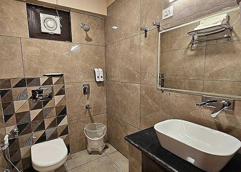 Uttarakhand Badrinath Bathroom