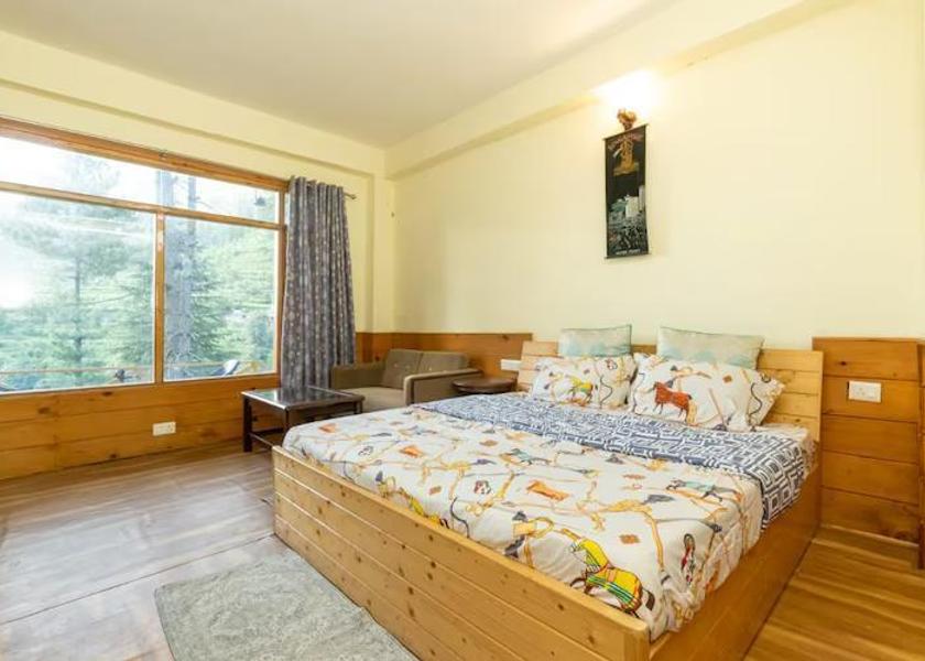 Himachal Pradesh Jibhi Super Deluxe Room