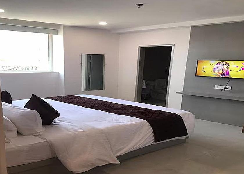 Uttar Pradesh Ghaziabad Executive Room