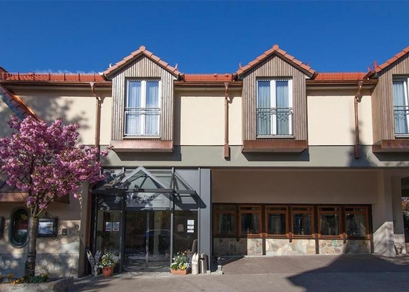 Hessen Bensheim Reception