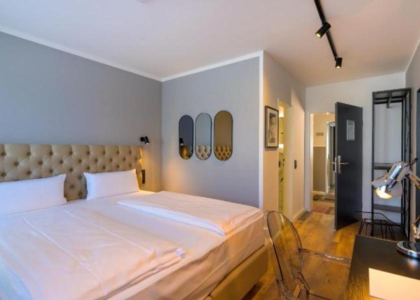 North Rhine-Westphalia Leverkusen Guestroom