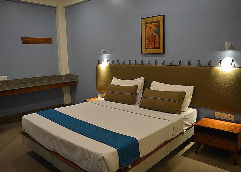 Maharashtra Pune Deluxe Room