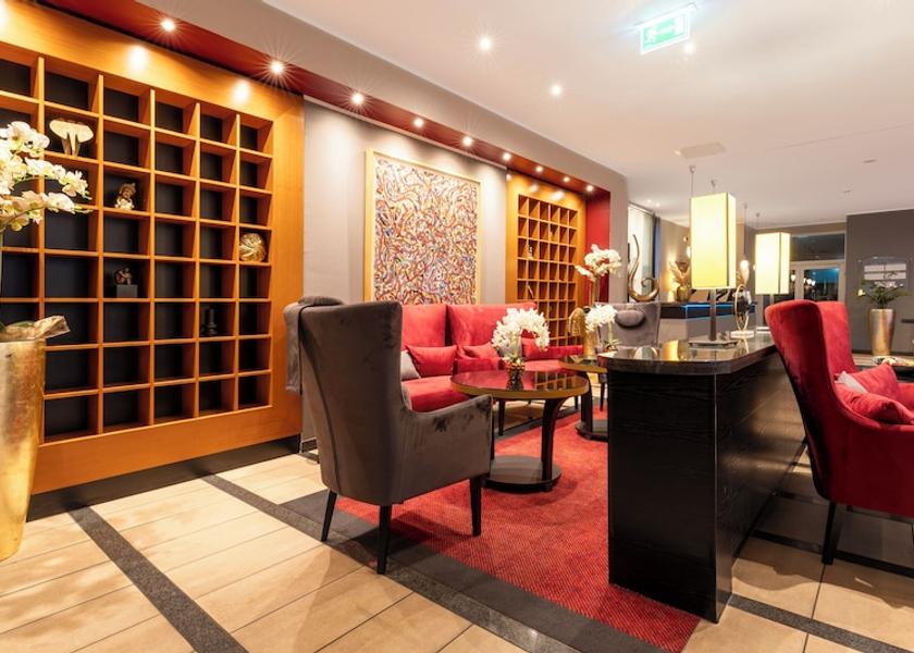 North Rhine-Westphalia Cologne Lobby