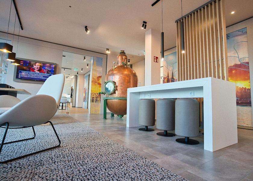 North Rhine-Westphalia Cologne Lobby