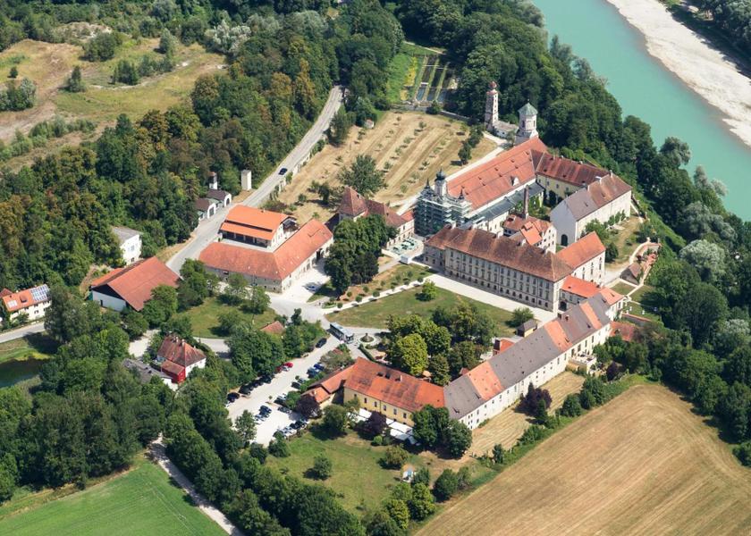 Bavaria Burghausen exterior view
