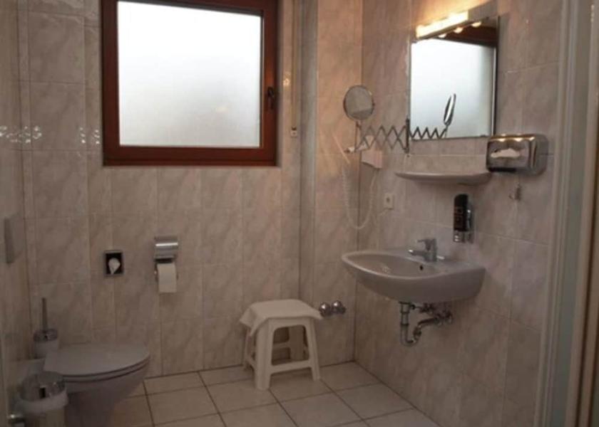 North Rhine-Westphalia Kamen Bathroom