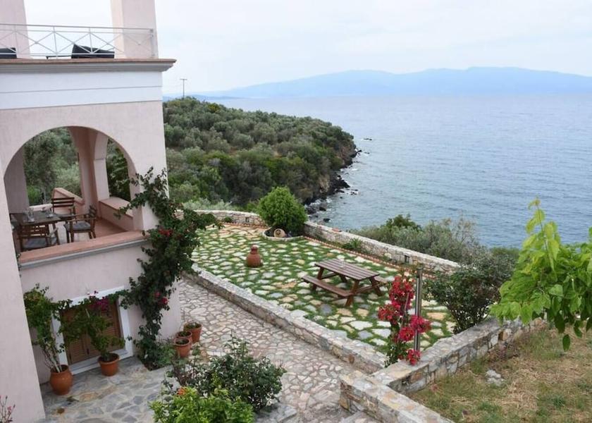 Thessalia Almyros Facade