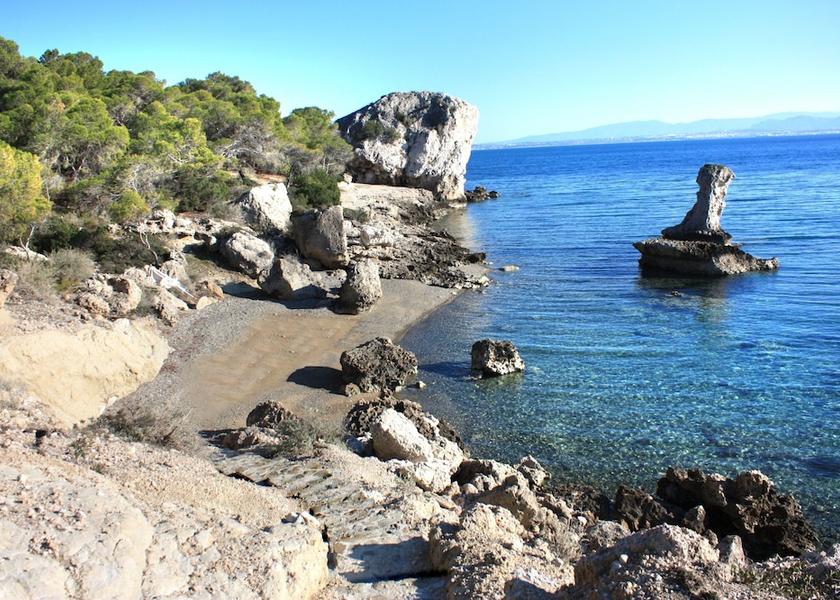 Peloponnese Loutraki-Agioi Theodoroi Beach