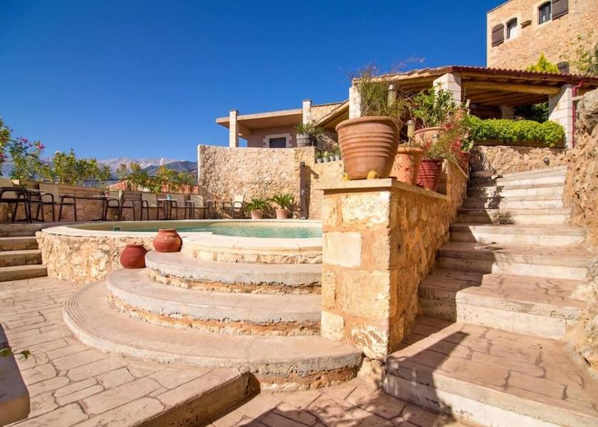 Crete Apokoronas Property Grounds