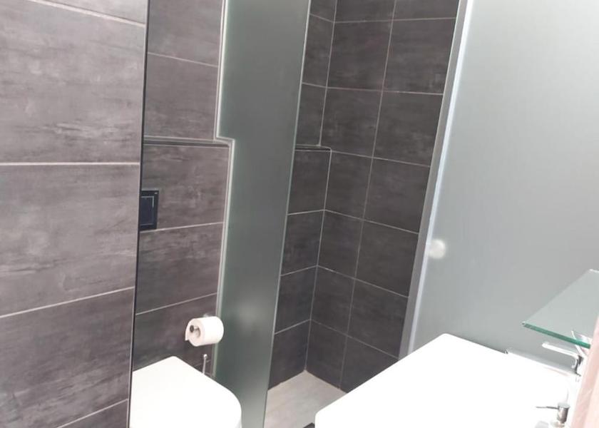 Crete Island Mylopotamos Bathroom